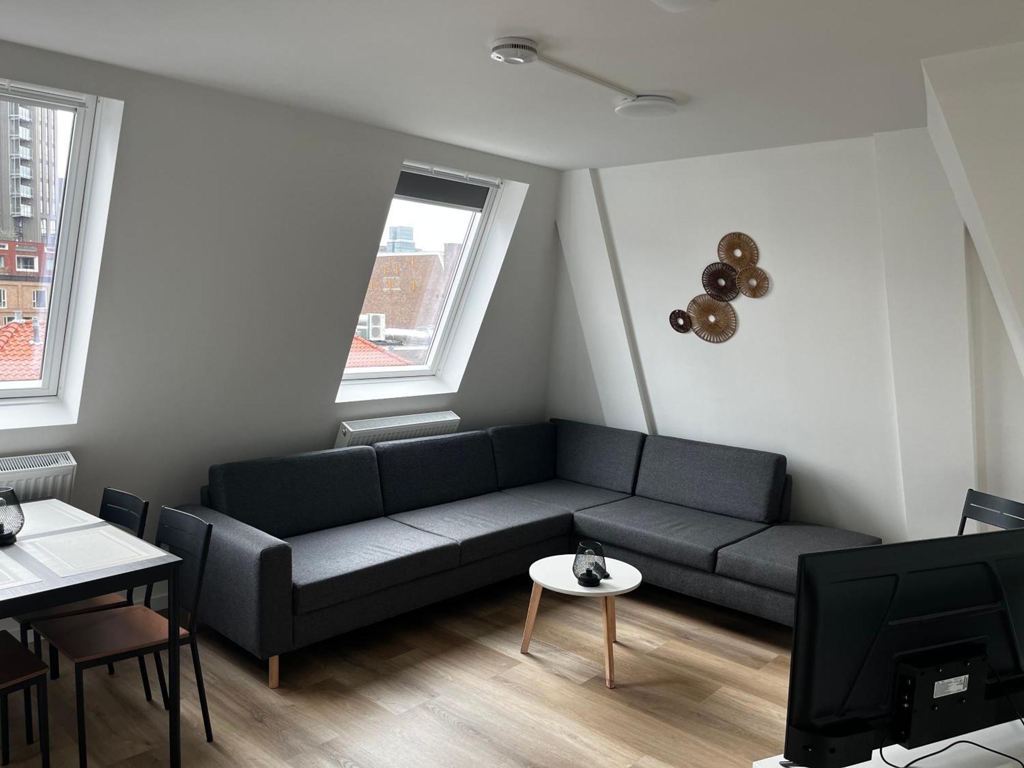 Apartement Hotel Stays By Adm Leiden Eksteriør billede