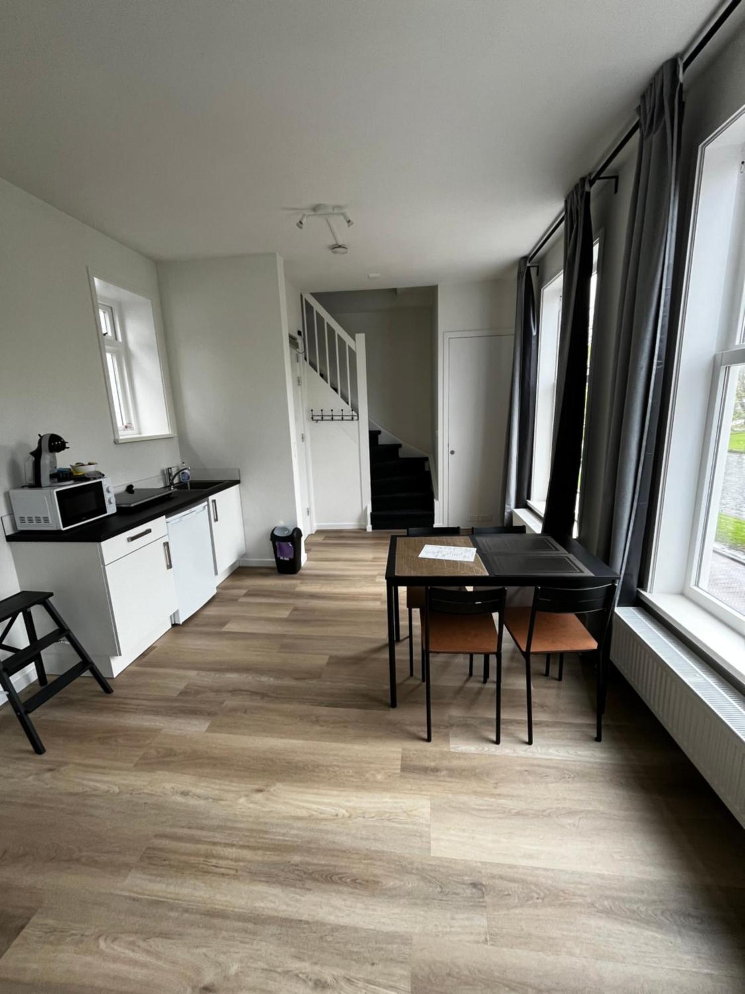 Apartement Hotel Stays By Adm Leiden Eksteriør billede