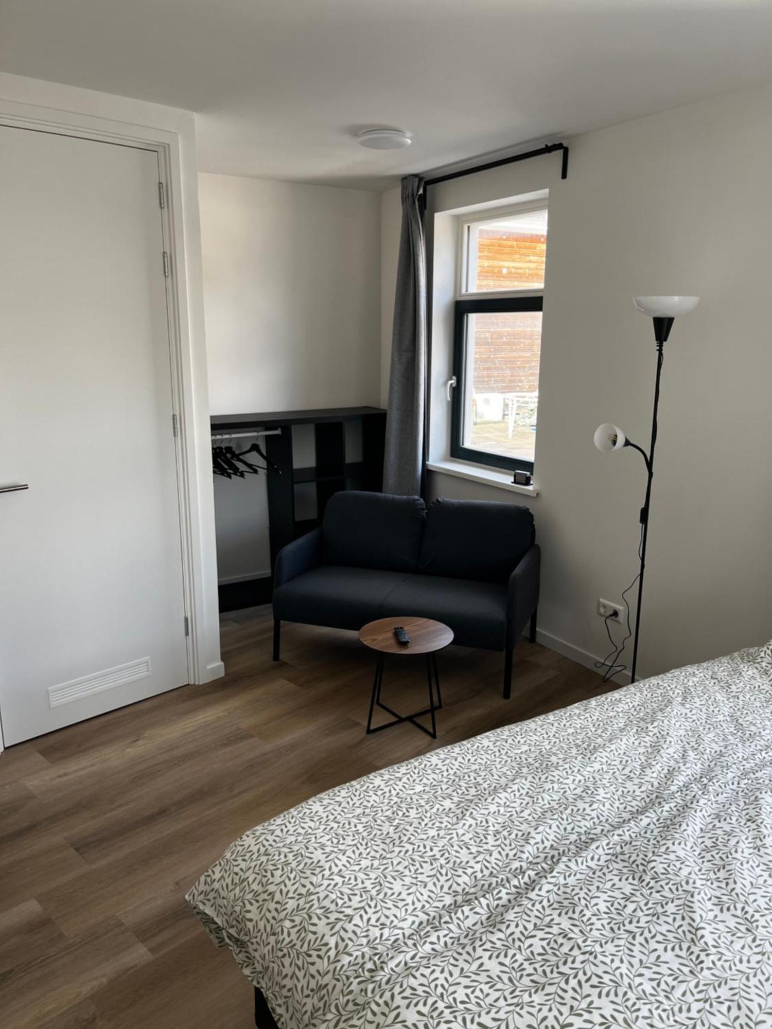 Apartement Hotel Stays By Adm Leiden Eksteriør billede