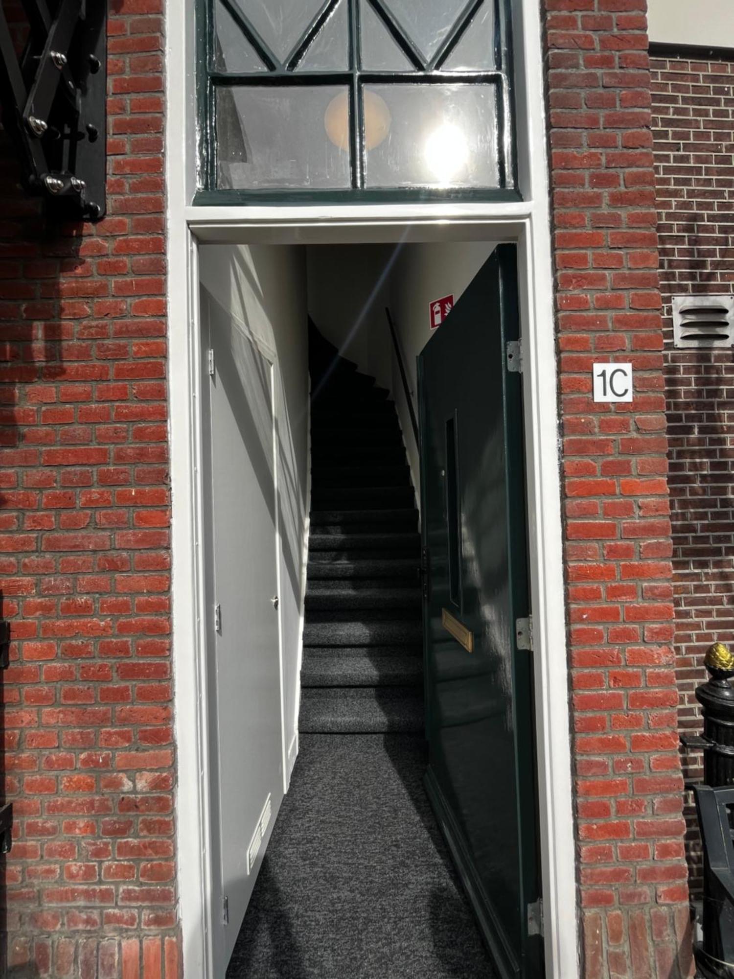 Apartement Hotel Stays By Adm Leiden Eksteriør billede