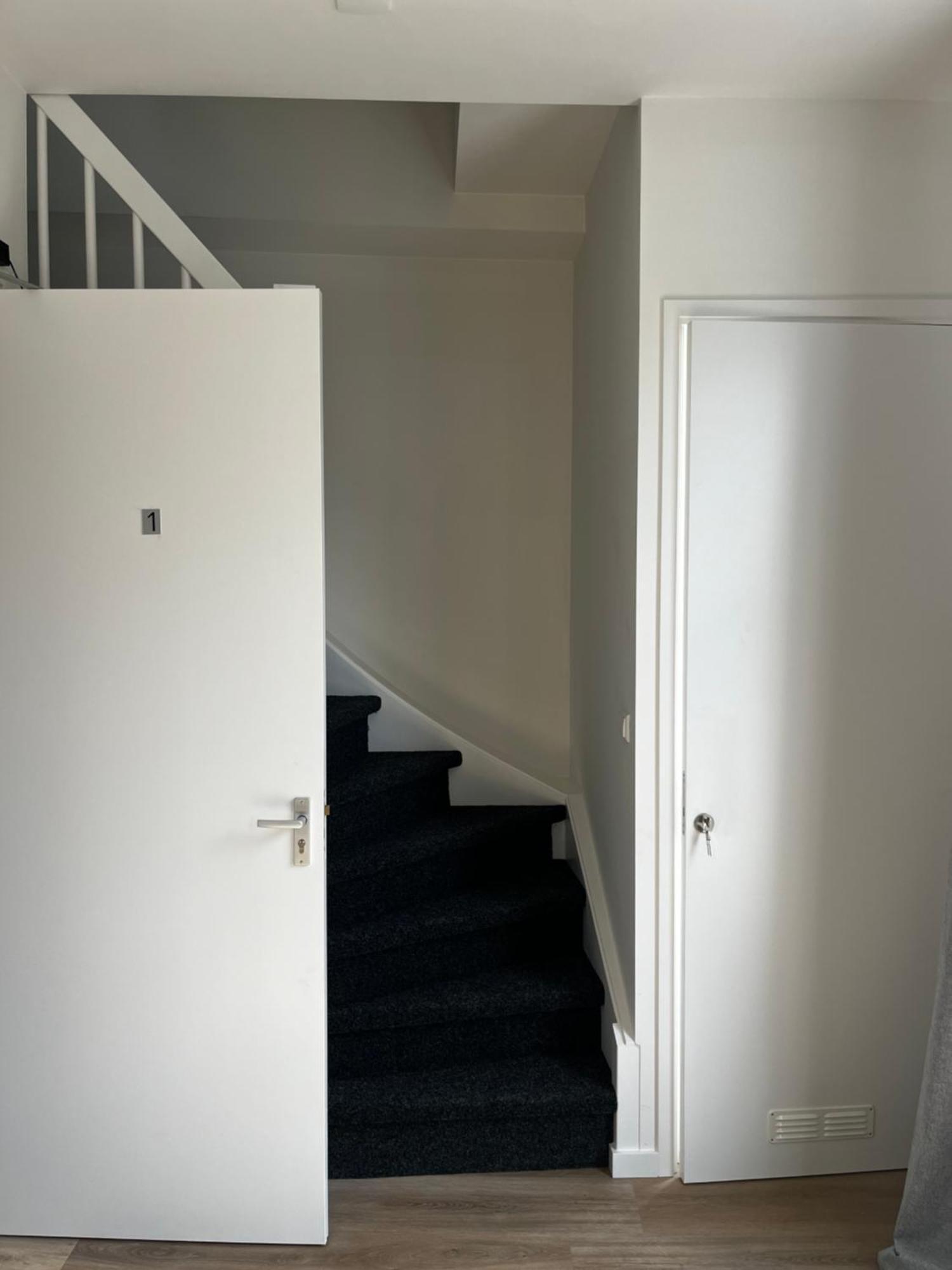 Apartement Hotel Stays By Adm Leiden Eksteriør billede