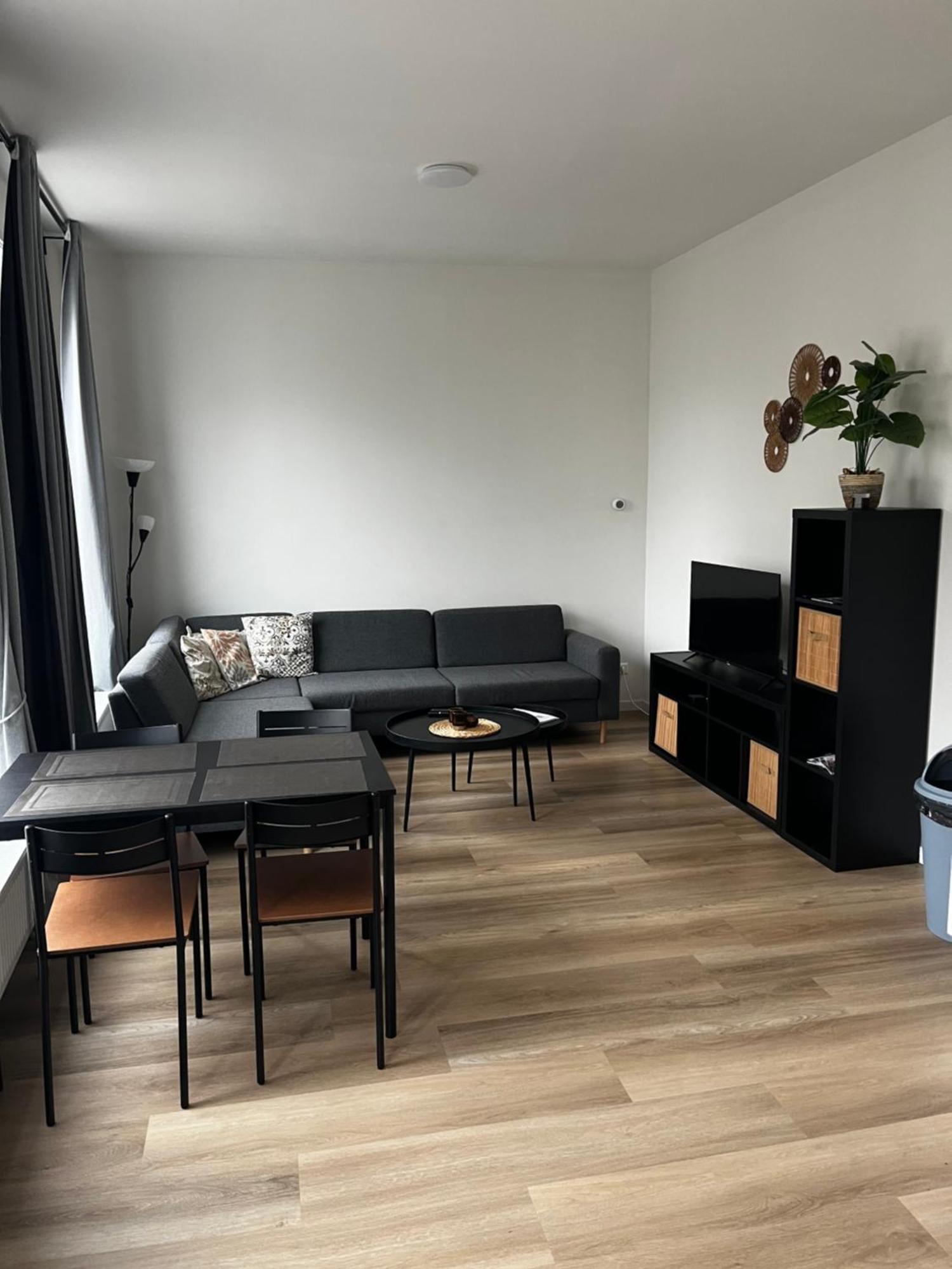 Apartement Hotel Stays By Adm Leiden Eksteriør billede