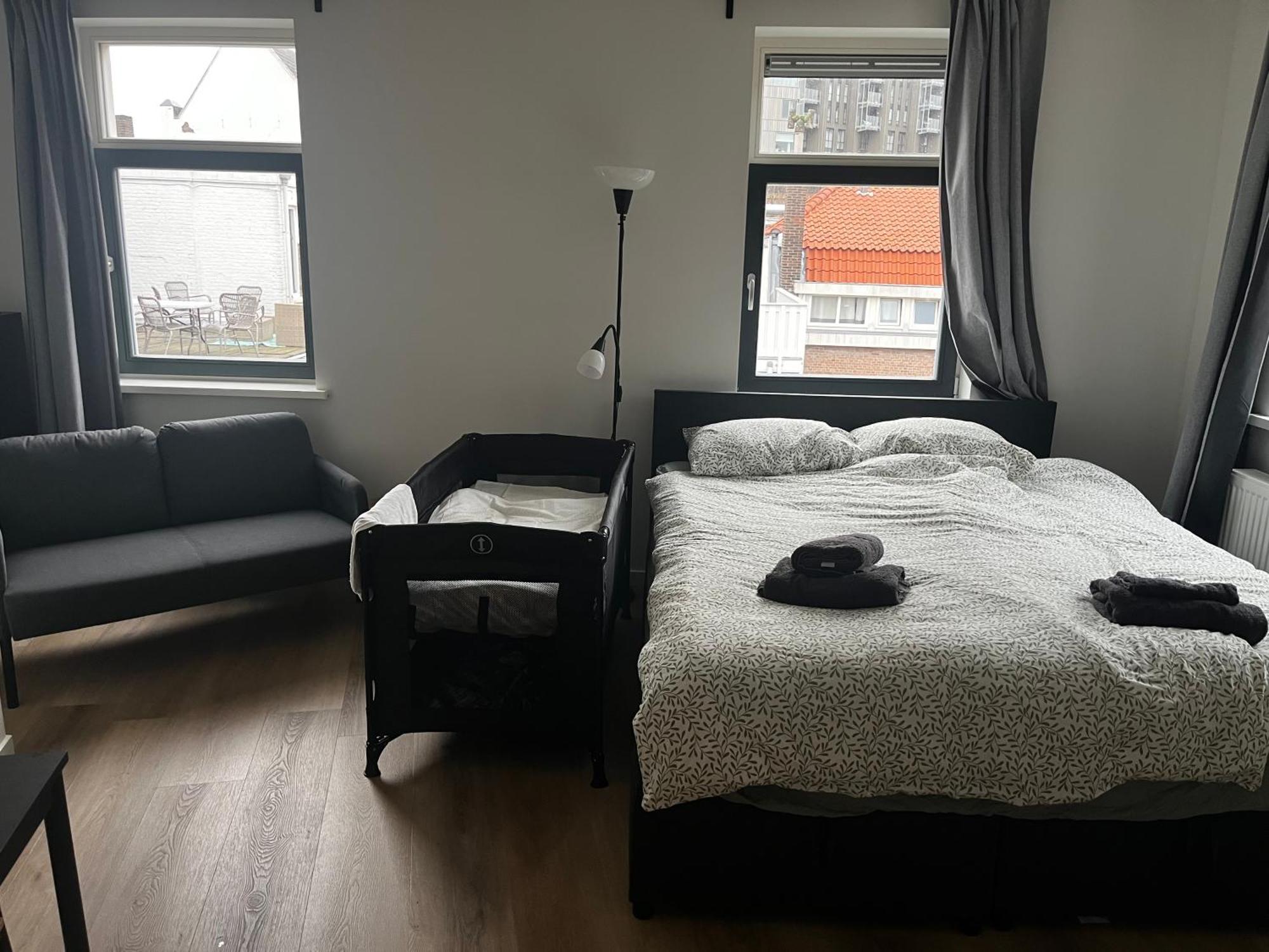 Apartement Hotel Stays By Adm Leiden Eksteriør billede